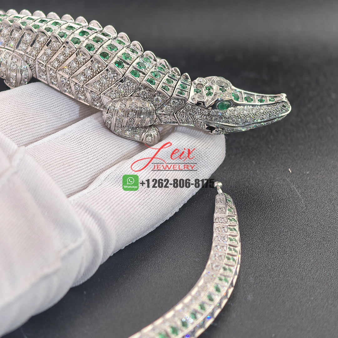 Cartier 18k White Gold Faune et Flore de Cartier Pave Diamonds and Emeralds High Jewelry Crocodile Necklace (7)