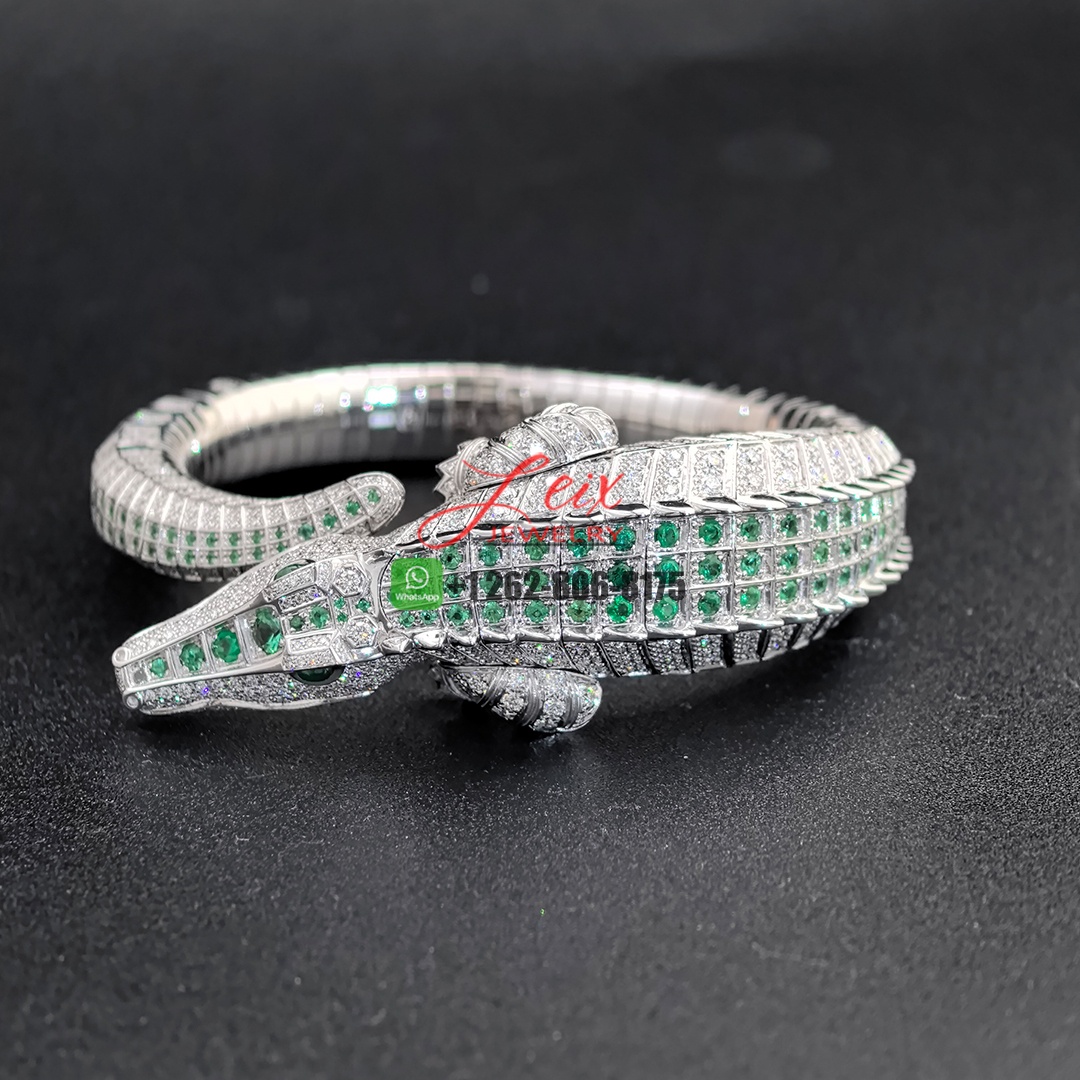 Cartier 18k White Gold Pave Diamonds and Emeralds Faune et Flore de Cartier Alligator High Jewelry Bracelet (2)