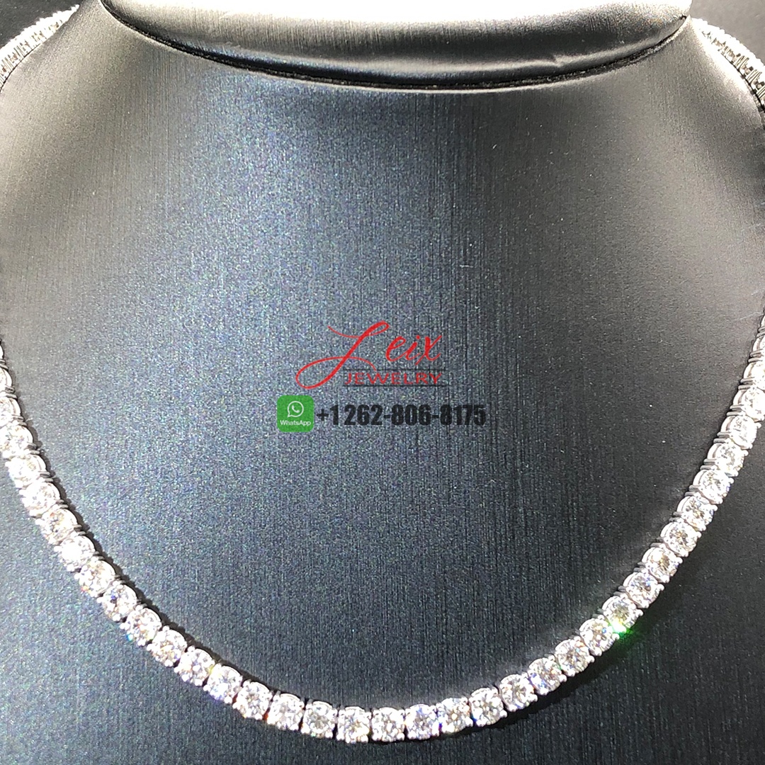 Custom Made 18k White Gold 20.78ct Round Brilliant Diamond Tennis Necklace (3) Custom Made 18k White Gold 20.78ct Round Brilliant Diamond Tennis Necklace