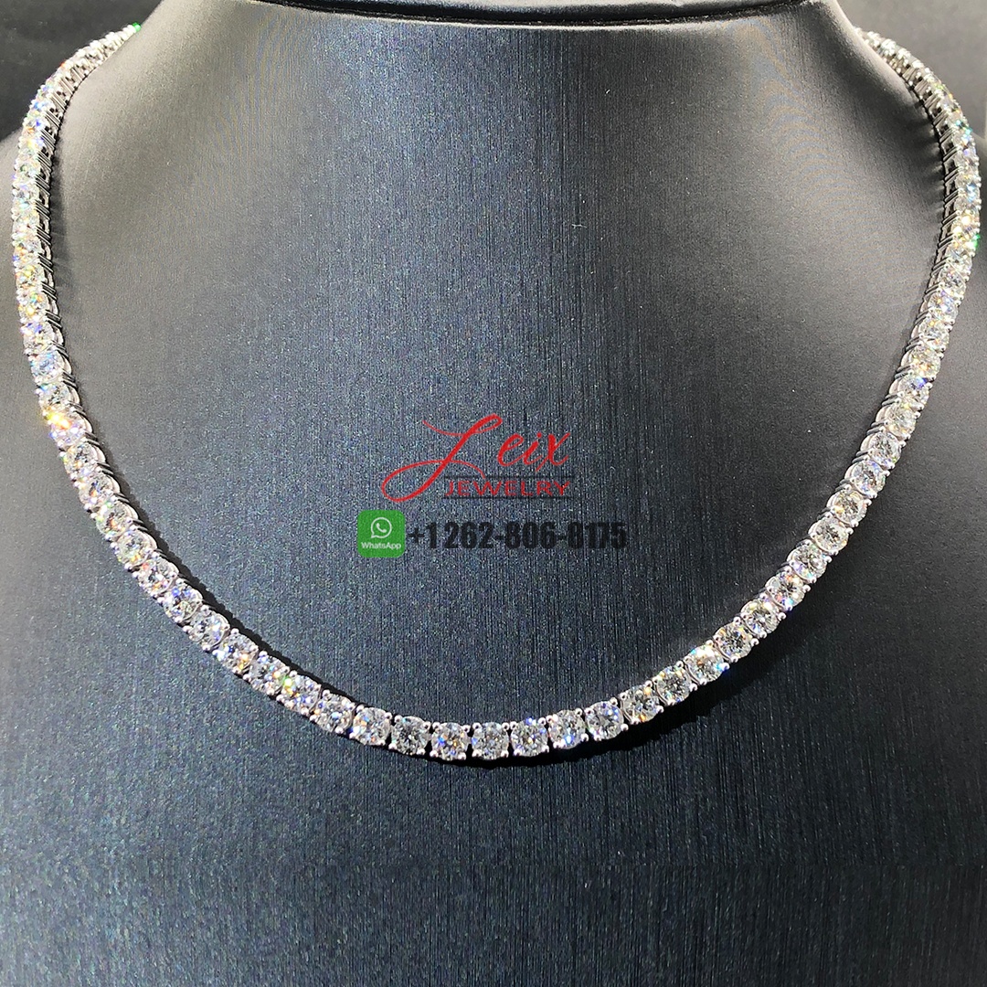Custom Made 18k White Gold 20.78ct Round Brilliant Diamond Tennis Necklace Custom Made 18k White Gold 20.78ct Round Brilliant Diamond Tennis Necklace